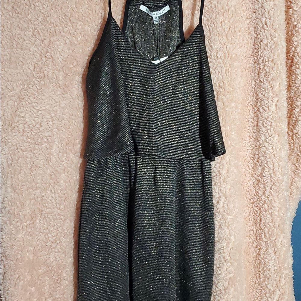 Brand: collective concepts color: black and gold size:m